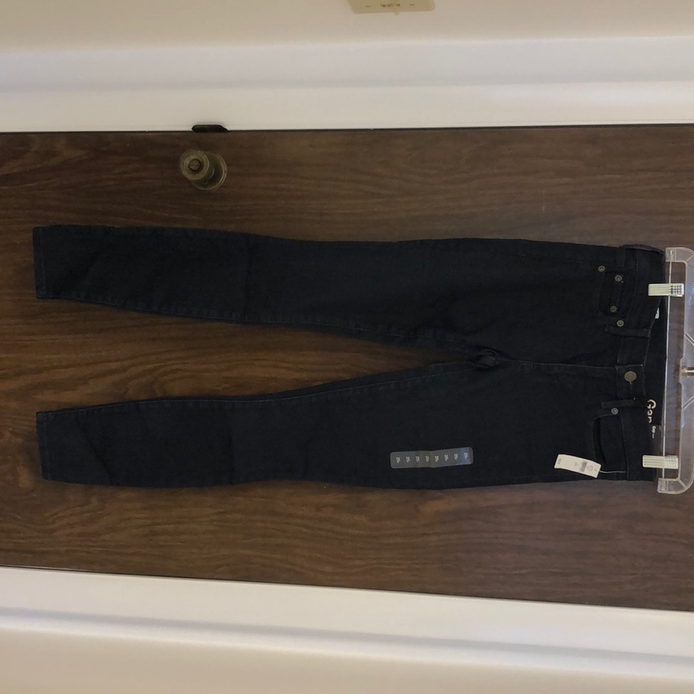 GAP resolution denim True Skinny mid rise 25r